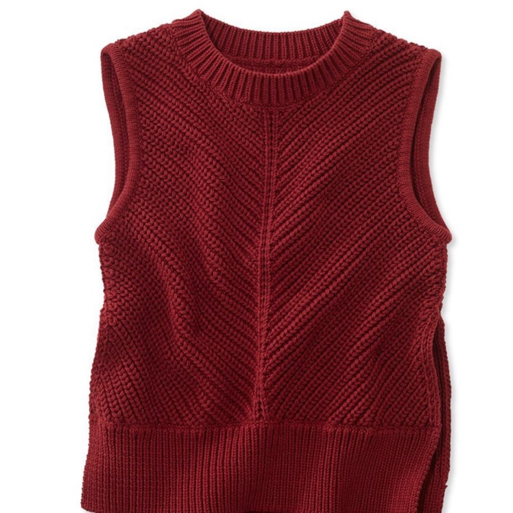 LL Bean Sz.S Signature Sweater Vest in Cherry Red